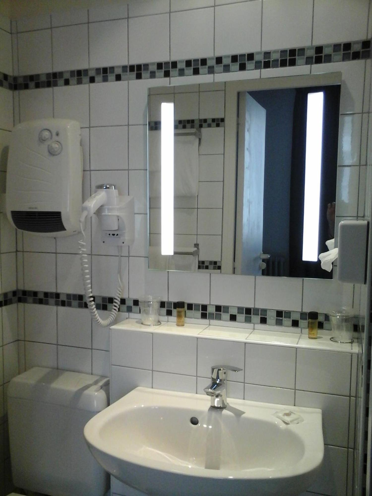 Carmin Hotel 3*